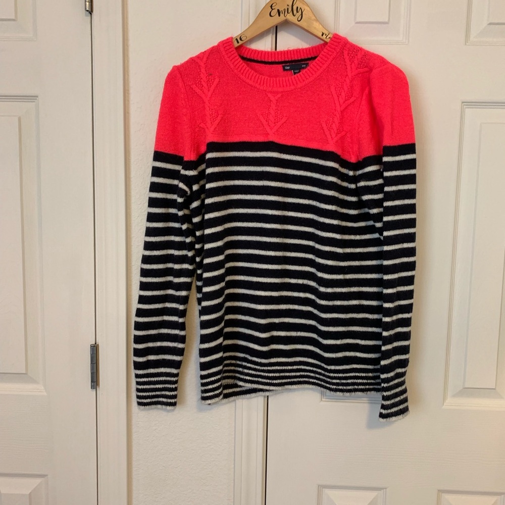 Gap Sweater